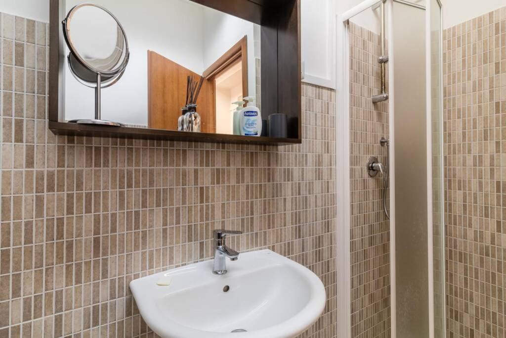 Melisurgo 39 - Studio Flat Napoli Bagian luar foto